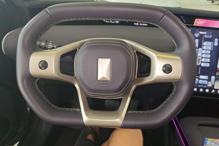 Used Avatr 07 2026 Ultra Pure-Electric All-Wheel-Drive Version Steering Wheel