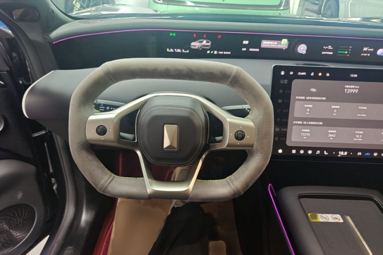 Used Avatr 07 2026 Max+ Range-Extended Version 52.01kWh Steering Wheel