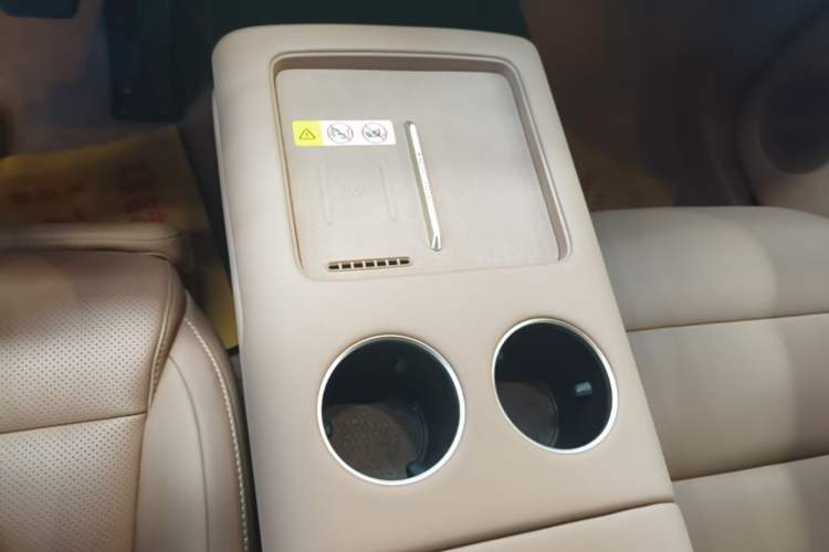 Used Avatr 07 2026 Ultra Pure-Electric All-Wheel-Drive Version Gear Lever