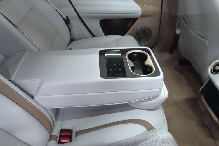 Used Avatr 07 2026 Ultra Pure-Electric All-Wheel-Drive Version Interior 4