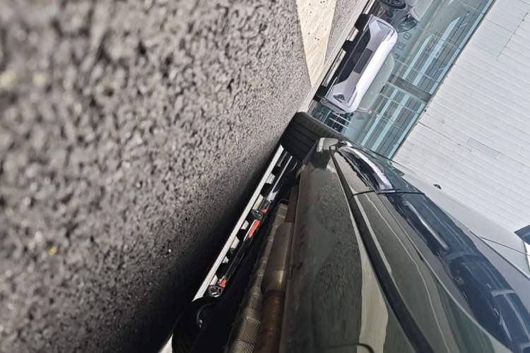 Used Avatr 07  Left Side Sill