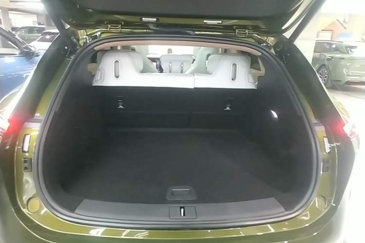 Used Avatr 07 2026 Ultra Pure-Electric All-Wheel-Drive Version Trunk