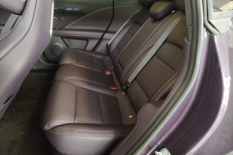 Used Avatr 07 2026 Ultra Pure-Electric All-Wheel-Drive Version Left Rear Seat