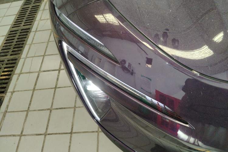 Used Avatr 07 2026 Ultra Pure-Electric All-Wheel-Drive Version Right Front Headlight