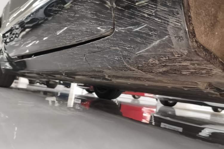 Used Avatr 07 2026 Elite Range-Extended Version 52.01kWh Right Side Sill