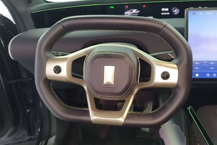 Used Avatr 07 2026 Elite Range-Extended Version 52.01kWh Steering Wheel
