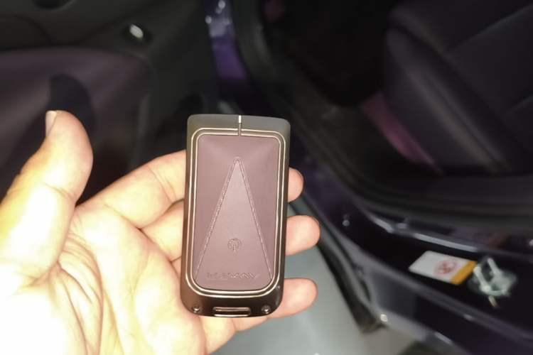 Used Avatr 07 2026 Elite Range-Extended Version 52.01kWh Vehicle Key
