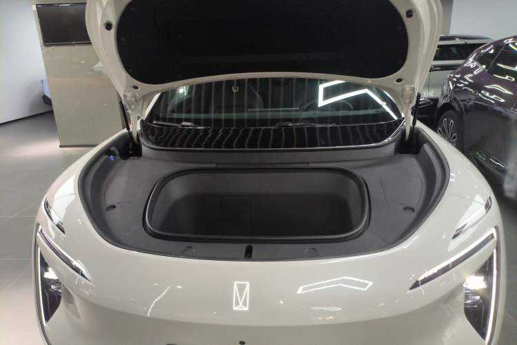 Used Avatr 07 2026 Ultra Pure-Electric All-Wheel-Drive Version Engine Bay
