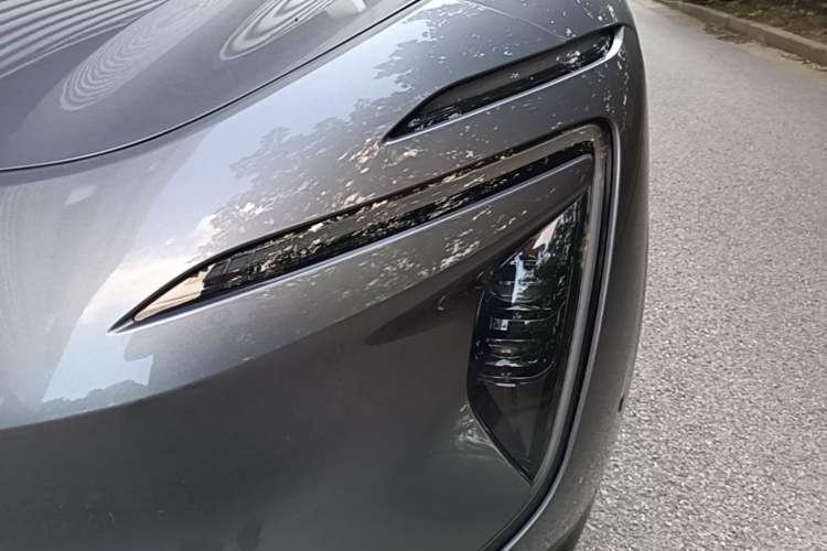 Used Avatr 07 2026 Ultra Pure-Electric All-Wheel-Drive Version Left Front Headlight