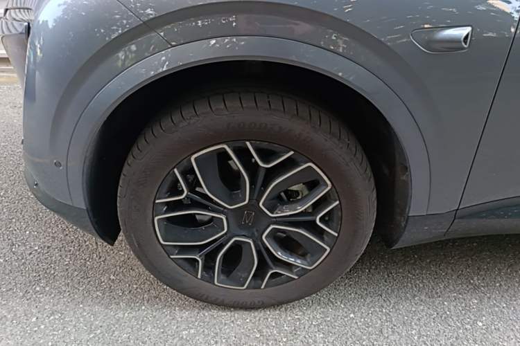 Used Avatr 07 2026 Ultra Pure-Electric All-Wheel-Drive Version Left Front Wheel Hub
