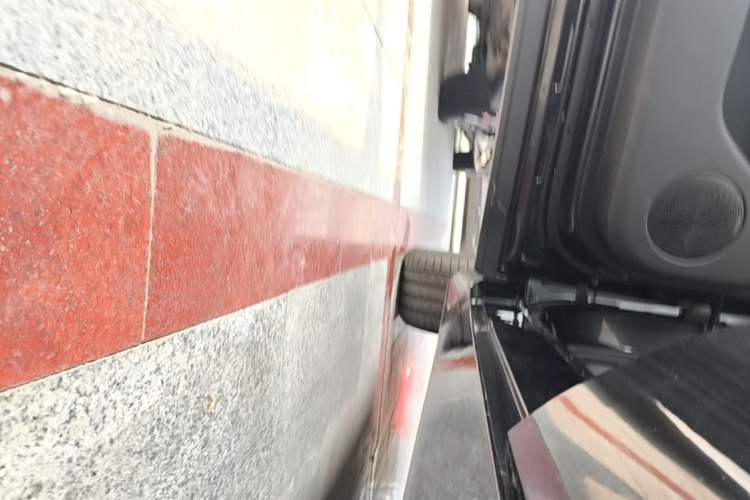 Used Avatr 07 2026 Ultra Pure-Electric All-Wheel-Drive Version Left Side Sill