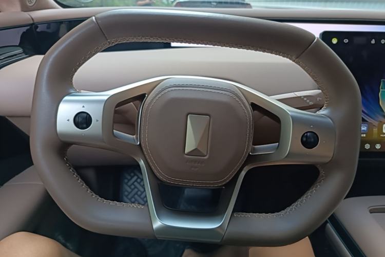 Used Avatr 07 2026 Ultra Pure-Electric All-Wheel-Drive Version Steering Wheel