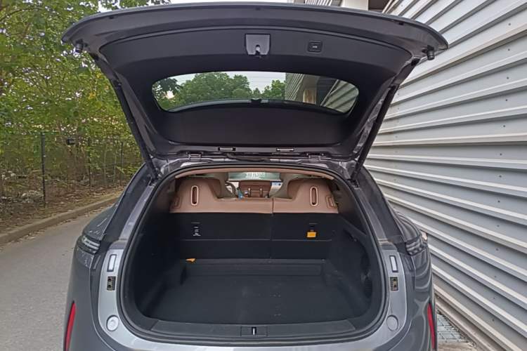 Used Avatr 07 2026 Ultra Pure-Electric All-Wheel-Drive Version Trunk