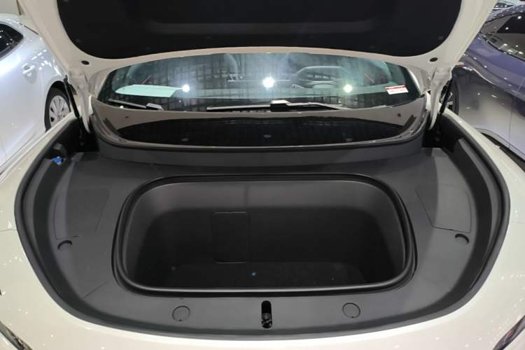 Used Avatr 07 2026 Ultra Pure-Electric All-Wheel-Drive Version Engine Bay