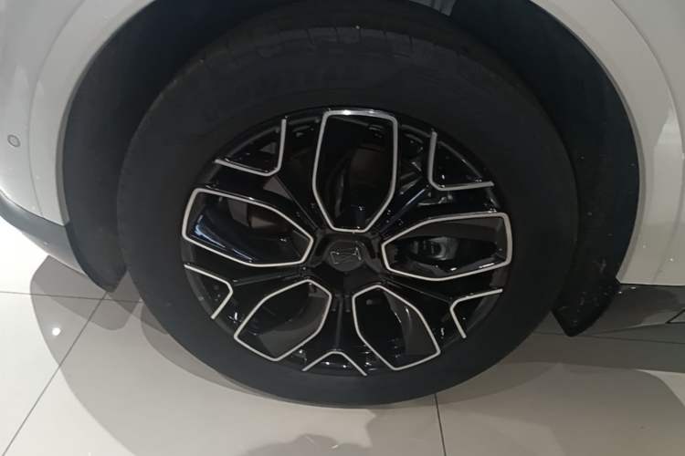 Used Avatr 07 2026 Elite Pure-Electric Version Exterior 4