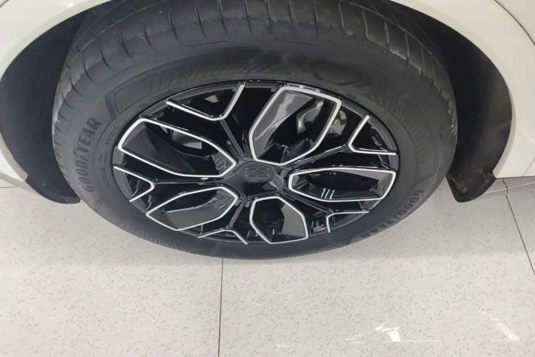 Used Avatr 07 2026 Ultra Pure-Electric All-Wheel-Drive Version Left Front Wheel Hub