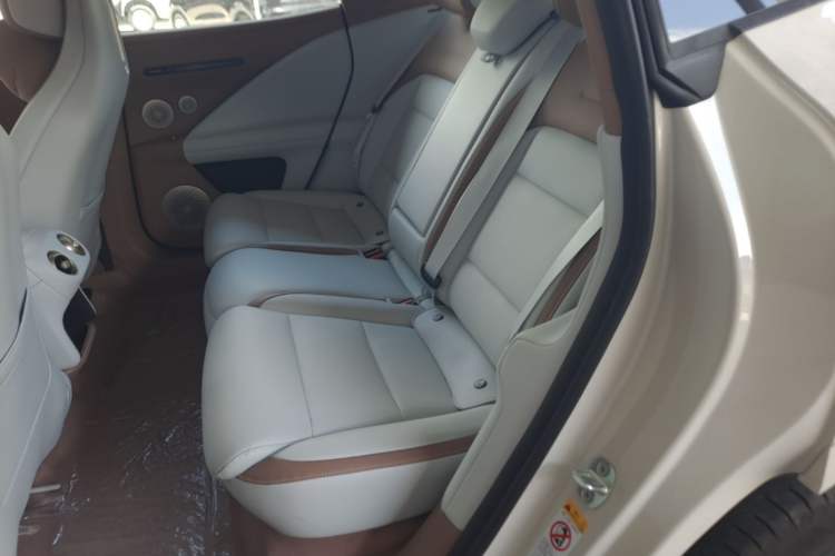 Used Avatr 07 2026 Elite Pure-Electric Version Left Rear Seat