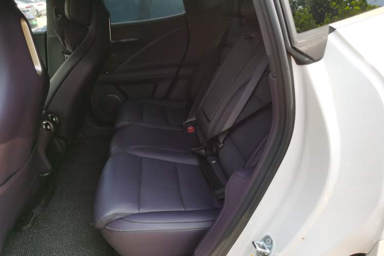 Used Avatr 07 2026 Ultra Pure-Electric All-Wheel-Drive Version Left Rear Seat