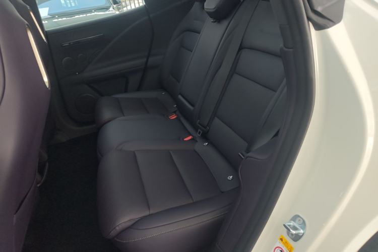 Used Avatr 07 2026 Max+ Range-Extended Version 52.01kWh Left Rear Seat