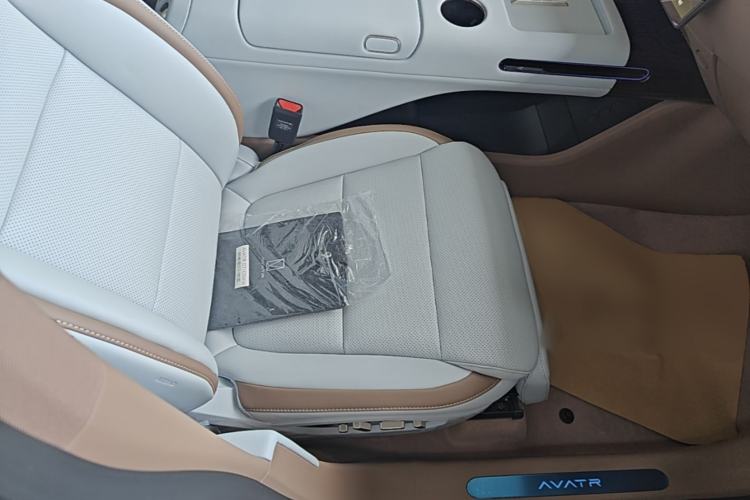 Used Avatr 07 2026 Elite Range-Extended Version Right Front Seat