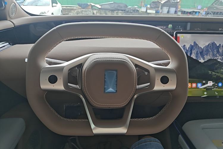 Used Avatr 07 2026 Elite Range-Extended Version Steering Wheel