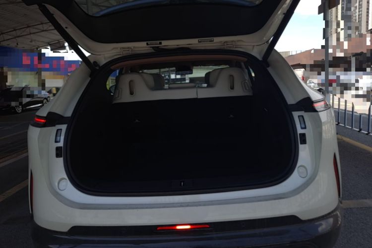 Used Avatr 07 2026 Elite Pure-Electric Version Trunk