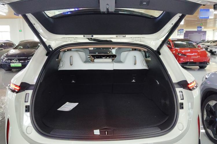 Used Avatr 07 2026 Elite Pure-Electric Version Trunk