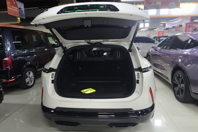 Used Avatr 07 2026 Max+ Pure-Electric Version Trunk