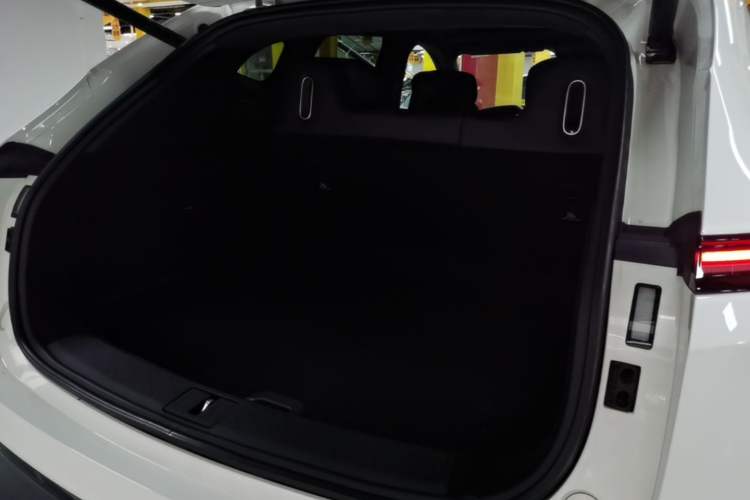 Used Avatr 07 2026 Ultra Pure-Electric All-Wheel-Drive Version Trunk