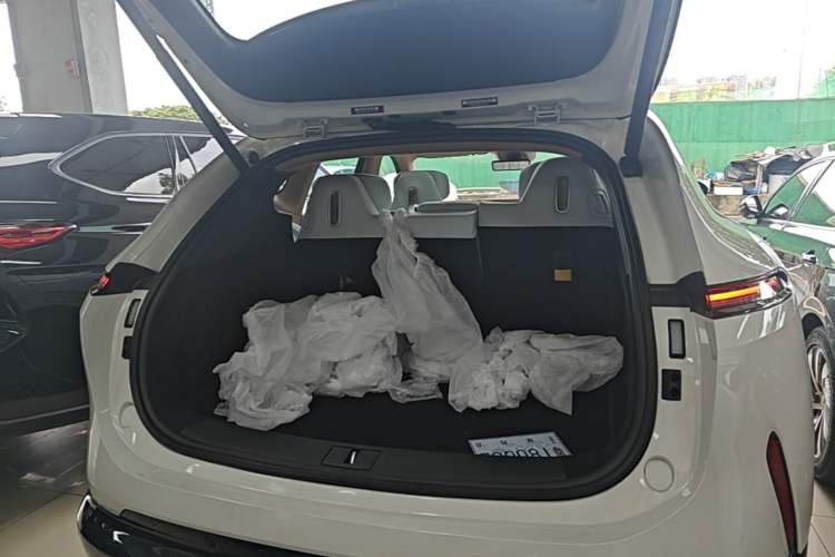 Used Avatr 07 2026 Elite Range-Extended Version Trunk
