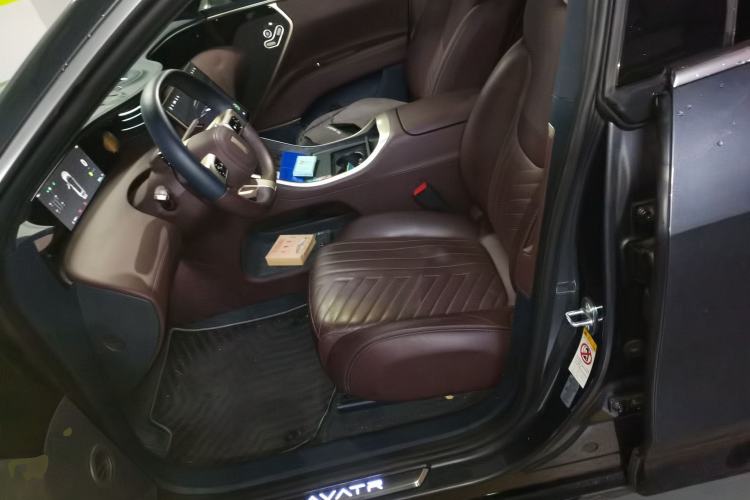 Used Avatr 11 2023 HarmonyOS Version Smart Enjoyment Upgrade Model 90-Degree Rear-Wheel Drive Edition Left Front Seat
