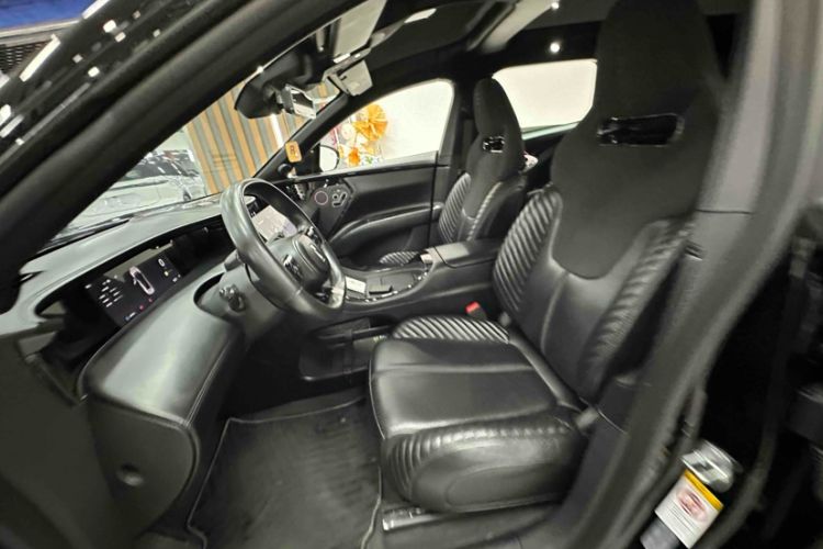 Used Avatr 11 2022 011 MMW Collaboration Limited Edition Interior 6