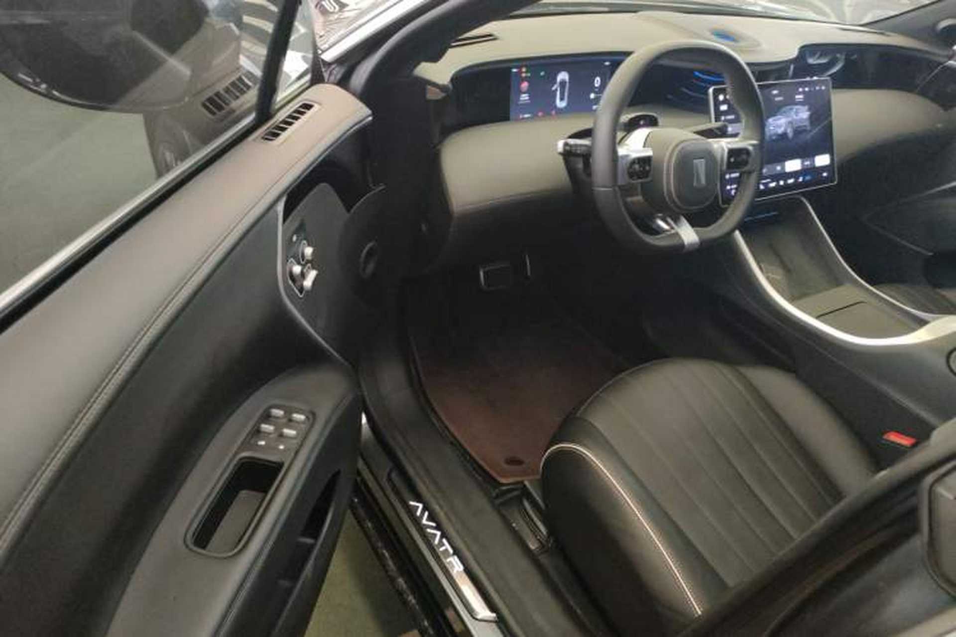 Used Avatr 11 2022 Long-Range Dual-Motor Luxury Edition 5 Seats Driver Seat