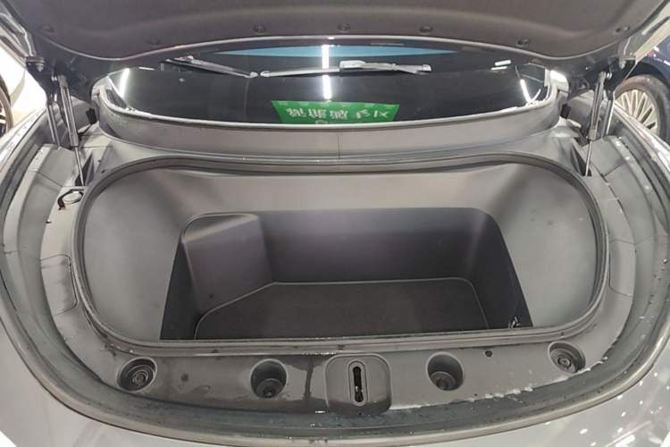 Used Avatr 11 2022 Long-Range Dual-Motor Luxury Edition 5 Seats Engine Bay