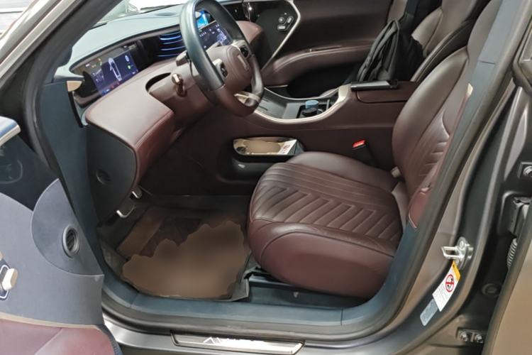 Used Avatr 11 2022 Long-Range Dual-Motor Luxury Edition 5 Seats Left Front Seat