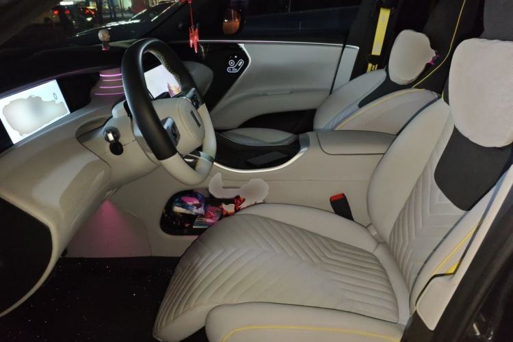 Used Avatr 11 2022 Long-Range Dual-Motor Luxury Edition 4 Seats Left Front Seat