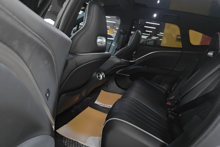 Used Avatr 11 2022 Long-Range Dual-Motor Version 5 Seats Left Rear Seat