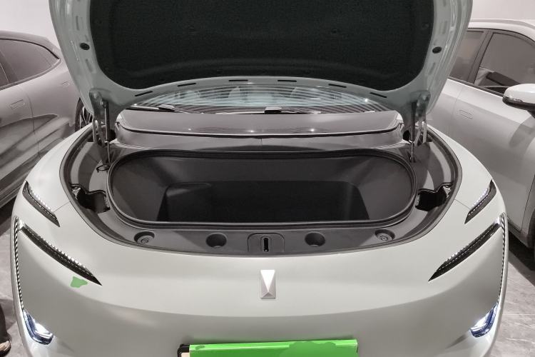 Used Avatr 11 2022 Ultra-Long Range Dual-Motor Luxury Edition 5 Seats Engine Bay