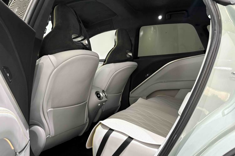 Used Avatr 11 2022 Ultra-Long Range Dual-Motor Luxury Edition 5 Seats Interior 2