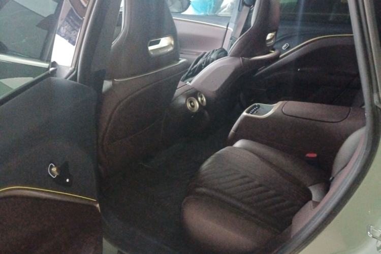 Used Avatr 11 2022 Ultra-Long Range Dual-Motor Luxury Edition 4 Seats Left Rear Seat