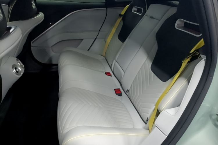 Used Avatr 11 2022 Long-Range Dual-Motor Luxury Edition 5 Seats Left Rear Seat