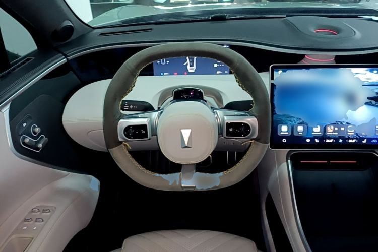 Used Avatr 11 2022 Long-Range Dual-Motor Luxury Edition 5 Seats Steering Wheel
