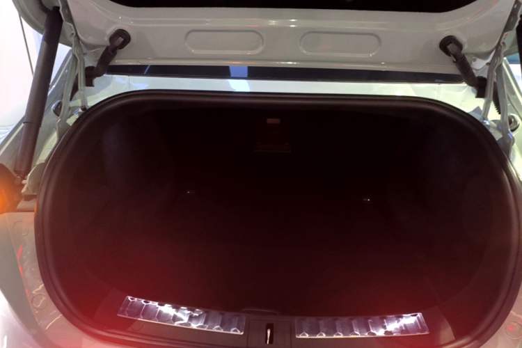 Used Avatr 11 2022 Ultra-Long Range Dual-Motor Luxury Edition 5 Seats Trunk