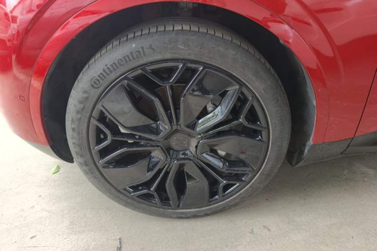 Used Avatr 11 2022 Long-Range Dual-Motor Luxury Edition 5 Seats Left Front Wheel Hub