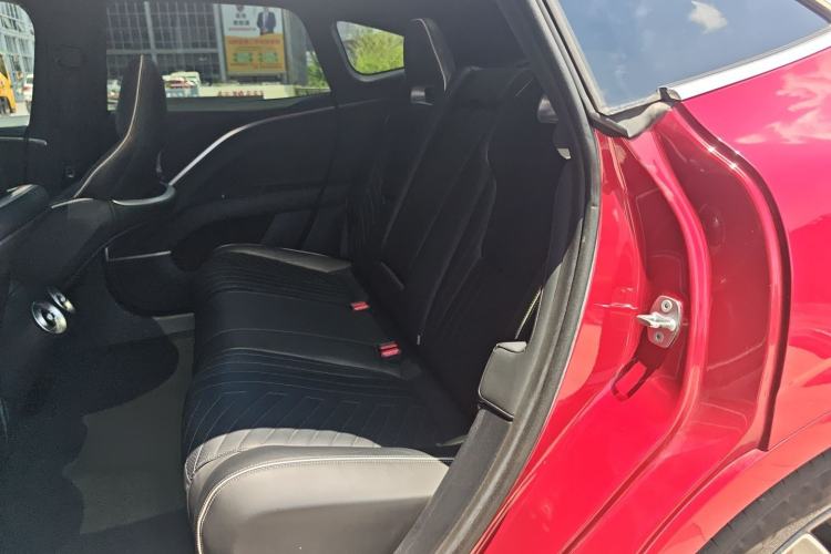 Used Avatr 11 2022 Ultra-Long Range Dual-Motor Luxury Edition 5 Seats Left Rear Seat