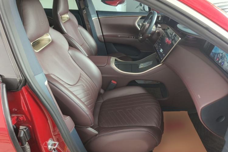 Used Avatr 11 2022 Long-Range Dual-Motor Luxury Edition 5 Seats Right Front Seat