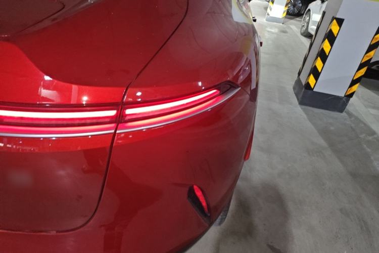 Used Avatr 11 2022 Ultra-Long Range Dual-Motor Luxury Edition 5 Seats Right Rear Taillight