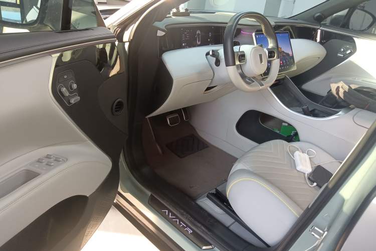 Used Avatr 11 2022 Long-Range Dual-Motor Luxury Edition 4 Seats Driver Seat