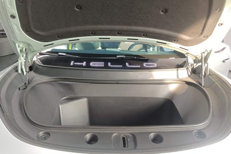 Used Avatr 11 2022 Long-Range Dual-Motor Luxury Edition 4 Seats Engine Bay
