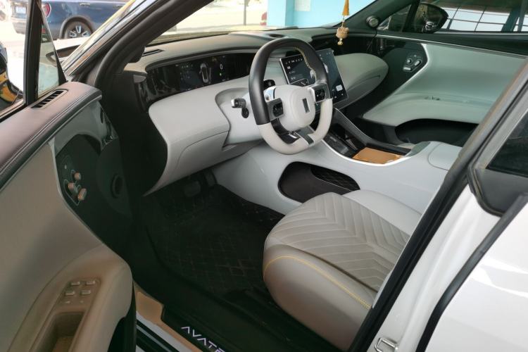 Used Avatr 11 2022 Long-Range Dual-Motor Luxury Edition 4 Seats Driver Seat